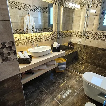 Livis Luxury
