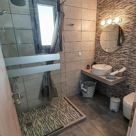 Livis Luxury Villa *