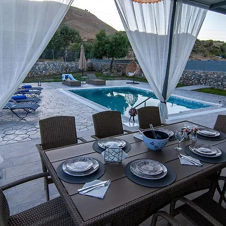 Livis Luxury Villa *