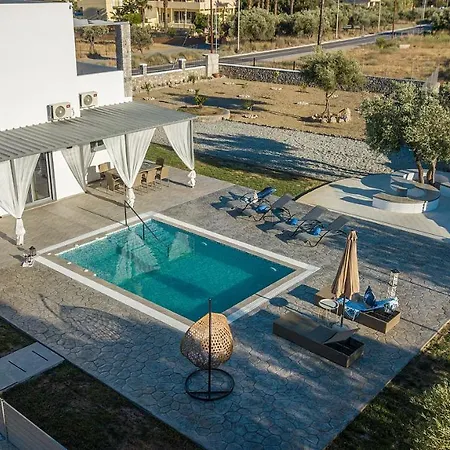 Livis Luxury Villa *