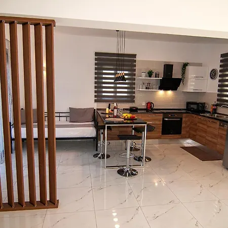 Livis Luxury Villa *